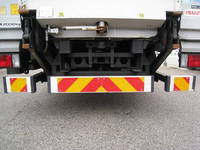 いすゞエルフアルミバン小型（2t・3t）[写真13]