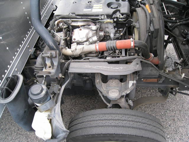 いすゞエルフアルミバン小型（2t・3t）[写真19]