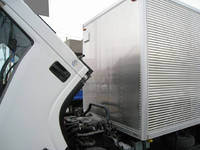 いすゞエルフアルミバン小型（2t・3t）[写真07]