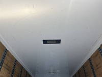 三菱ふそうキャンターアルミバン小型（2t・3t）[写真12]