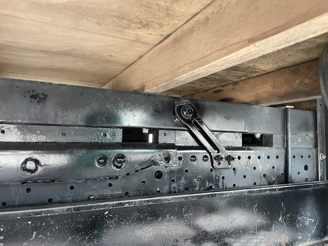 いすゞエルフクレーン4段小型（2t・3t）[写真21]