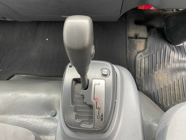 いすゞエルフクレーン4段小型（2t・3t）[写真35]