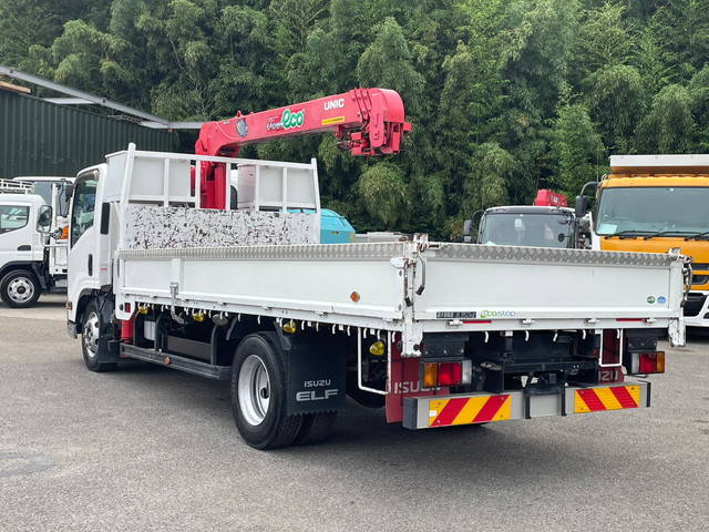 いすゞエルフクレーン4段小型（2t・3t）[写真04]