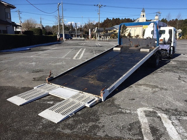 三菱ふそうキャンターセーフティクレーン3段小型（2t・3t）[写真02]