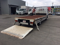 三菱ふそうキャンター平ボディ小型（2t・3t）[写真02]