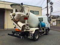 三菱ふそうファイターミキサー車（コンクリートミキサー）中型（4t）[写真02]