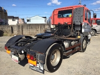 いすゞギガトレーラーヘッド（トラクターヘッド）大型（10t）[写真02]