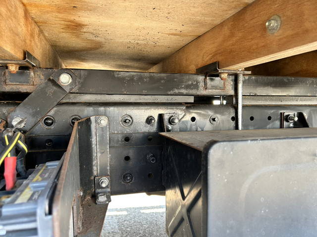 日産アトラスクレーン4段小型（2t・3t）[写真19]