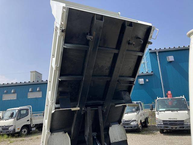 いすゞエルフダンプ小型（2t・3t）[写真14]