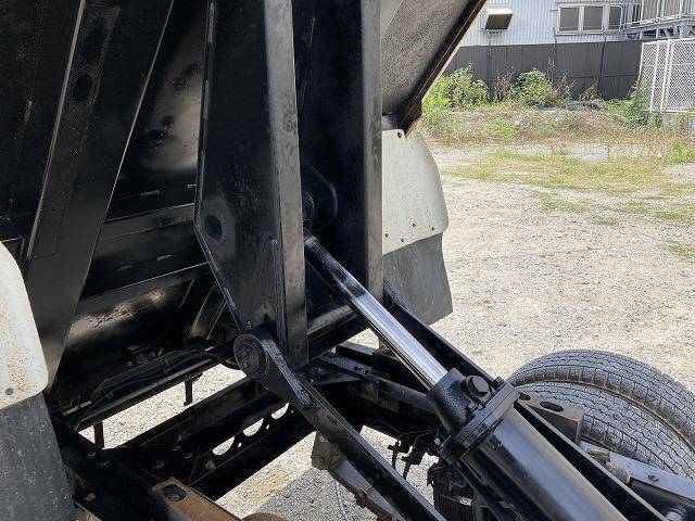 いすゞエルフダンプ小型（2t・3t）[写真15]