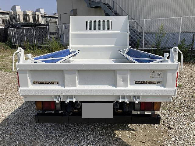 いすゞエルフダンプ小型（2t・3t）[写真09]