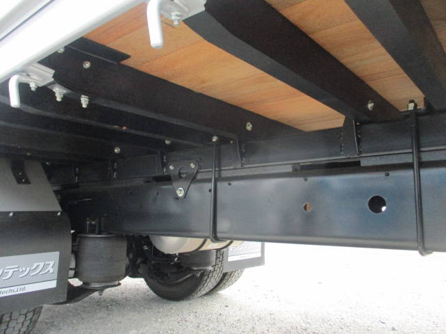 日野レンジャーアルミブロック増トン（6t・8t）[写真12]