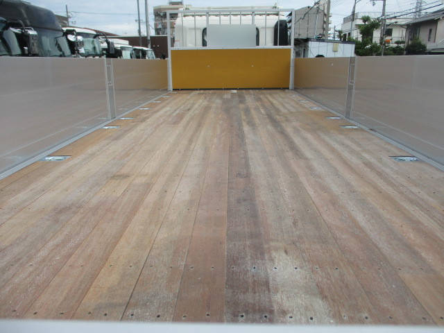 日野レンジャーアルミブロック増トン（6t・8t）[写真15]