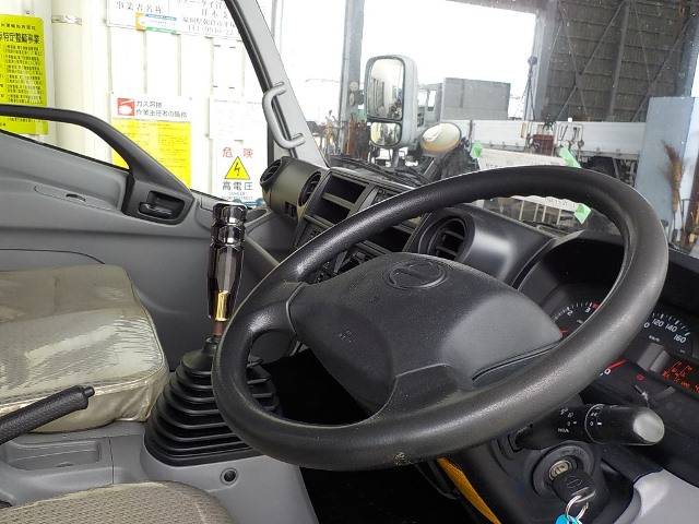 日野デュトロアルミウイング小型（2t・3t）[写真11]