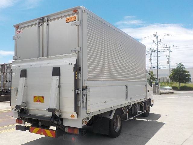 日野デュトロアルミウイング小型（2t・3t）[写真02]