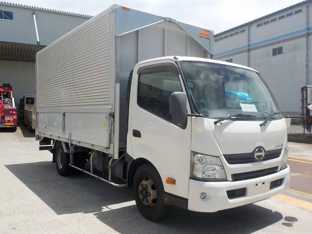 日野デュトロアルミウイング小型（2t・3t）[写真03]