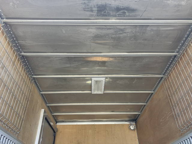 トヨタダイナアルミバン小型（2t・3t）[写真17]