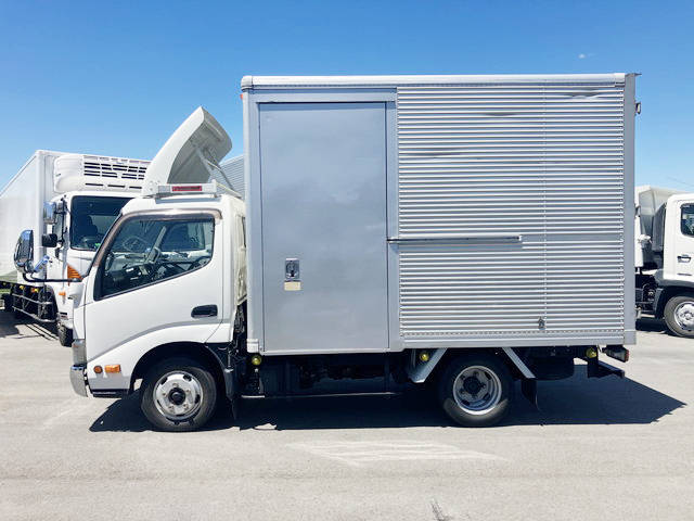トヨタダイナアルミバン小型（2t・3t）[写真08]