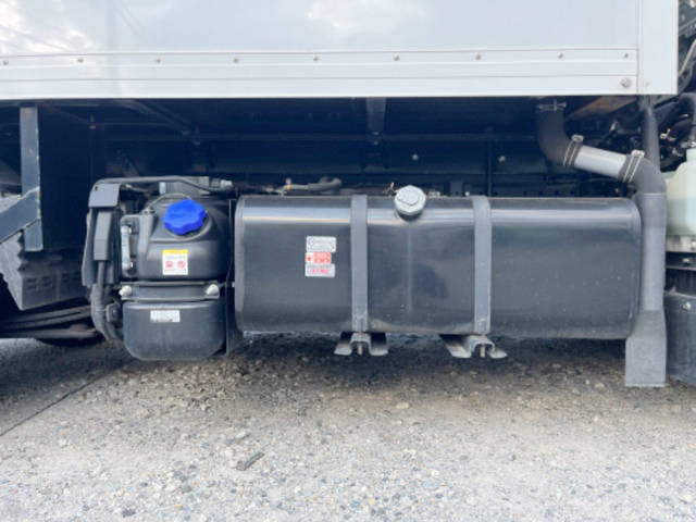 いすゞエルフ冷凍車（冷蔵車）小型（2t・3t）[写真16]