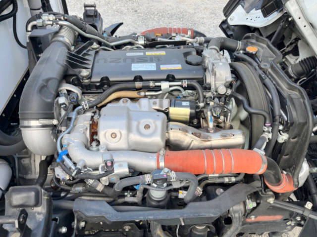 いすゞエルフ冷凍車（冷蔵車）小型（2t・3t）[写真23]