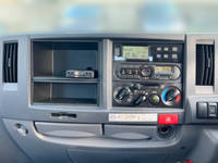 いすゞエルフ冷凍車（冷蔵車）小型（2t・3t）[写真28]