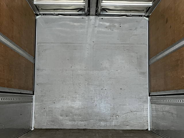 いすゞフォワードアルミウイング中型（4t）[写真14]