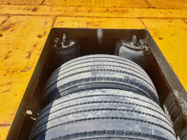 その他のメーカーその他の車種重機運搬トレーラー大型（10t）[写真20]