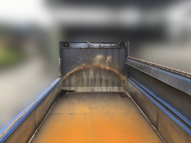 三菱ふそうスーパーグレートダンプ大型（10t）[写真12]