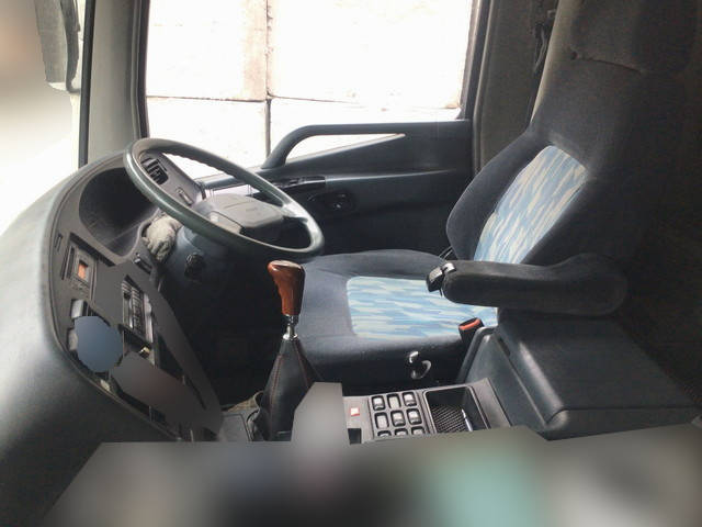 三菱ふそうスーパーグレートダンプ大型（10t）[写真34]