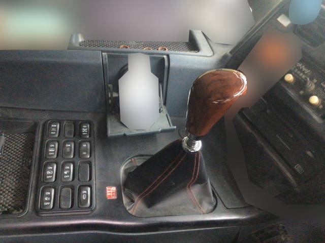 三菱ふそうスーパーグレートダンプ大型（10t）[写真35]