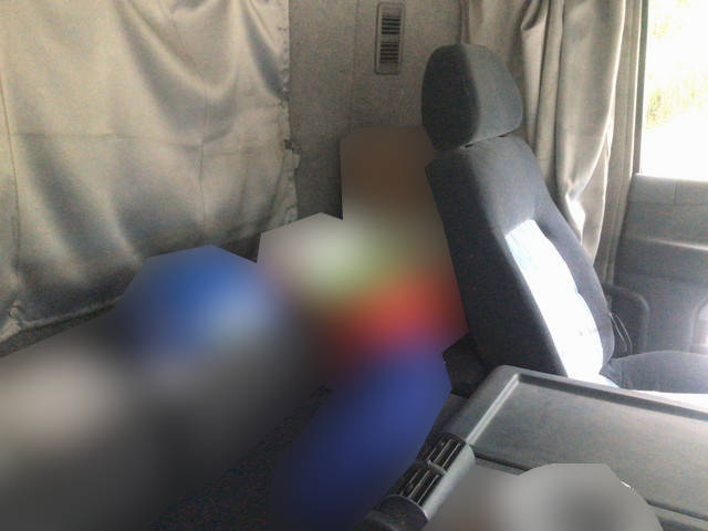 三菱ふそうスーパーグレートダンプ大型（10t）[写真37]