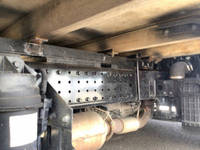 三菱ふそうキャンター平ボディ小型（2t・3t）[写真14]