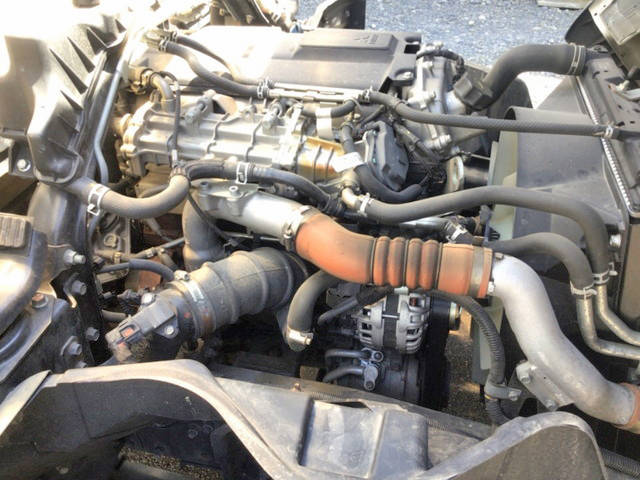 三菱ふそうキャンター平ボディ小型（2t・3t）[写真16]