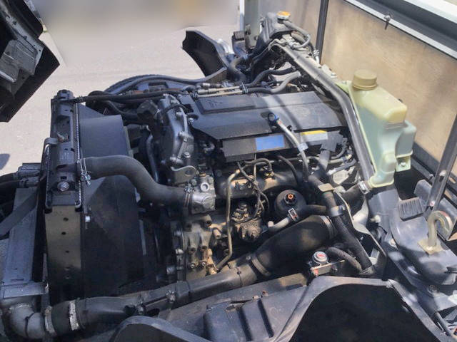 三菱ふそうキャンター平ボディ小型（2t・3t）[写真17]