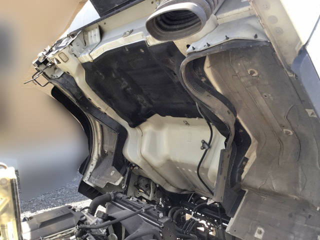 三菱ふそうキャンター平ボディ小型（2t・3t）[写真18]