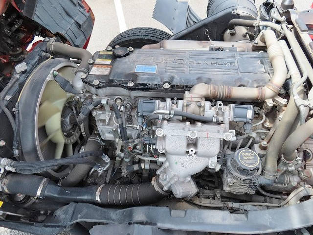 三菱ふそうファイタークレーン6段中型（4t）[写真32]