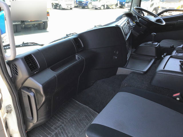 日野プロフィアアルミウイング大型（10t）[写真32]