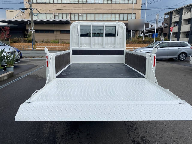 日野デュトロダブルキャブ（Wキャブ）小型（2t・3t）[写真06]
