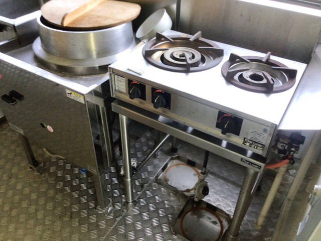 日野デュトロ移動販売車小型（2t・3t）[写真18]