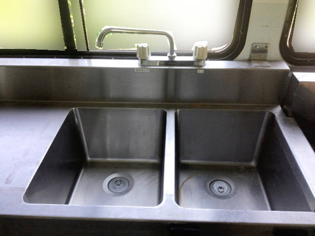 日野デュトロ移動販売車小型（2t・3t）[写真19]