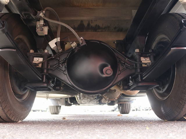 いすゞエルフ平ボディ小型（2t・3t）[写真25]