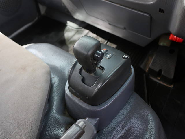 いすゞエルフ平ボディ小型（2t・3t）[写真32]