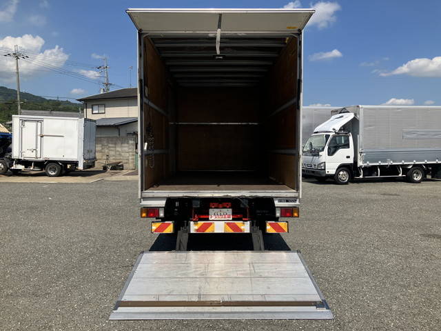 いすゞエルフアルミバン小型（2t・3t）[写真10]