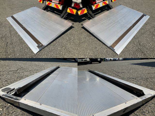 いすゞエルフアルミバン小型（2t・3t）[写真15]