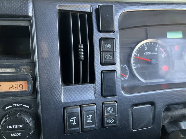 いすゞエルフアルミバン小型（2t・3t）[写真33]