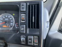 いすゞエルフアルミバン小型（2t・3t）[写真34]