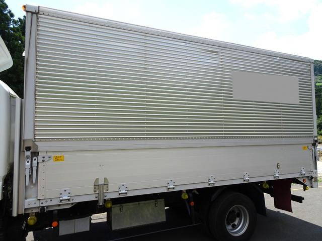 三菱ふそうキャンターアルミウイング小型（2t・3t）[写真17]