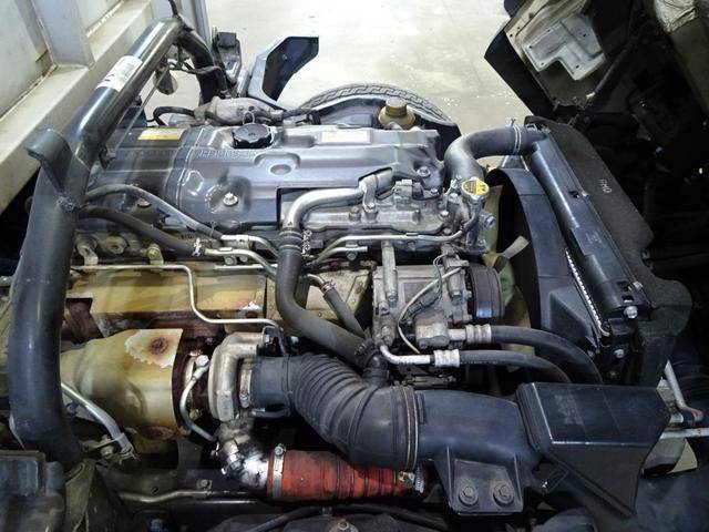 三菱ふそうキャンターアルミウイング小型（2t・3t）[写真24]