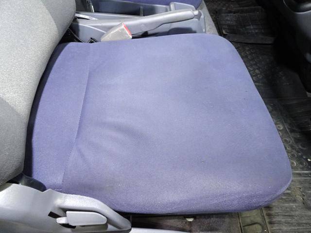 三菱ふそうキャンターアルミウイング小型（2t・3t）[写真29]