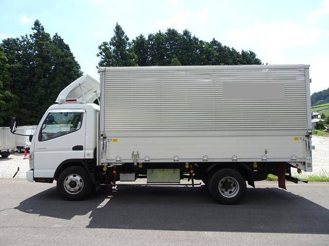 三菱ふそうキャンターアルミウイング小型（2t・3t）[写真05]